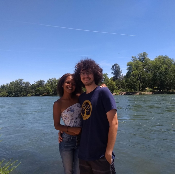 Poshmark profile picture for @kiana